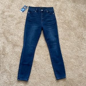 High waisted skinny jeans